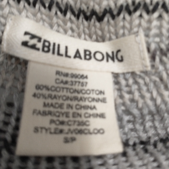 Ladies Cardigan - Picture 3 of 4